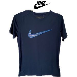 NIKE Dri-fit shirt